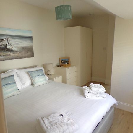 3Thedome - Luxury Ground Floor Apartment Opposite The Beach, Barton On Sea Extérieur photo