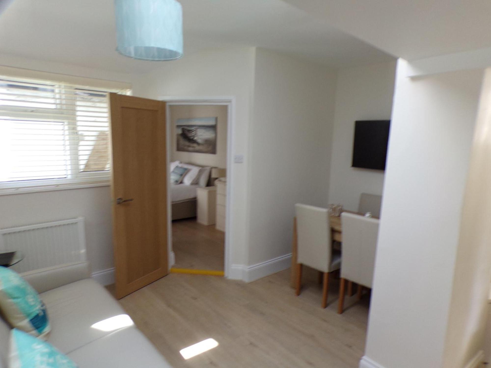 3Thedome - Luxury Ground Floor Apartment Opposite The Beach, Barton On Sea Extérieur photo