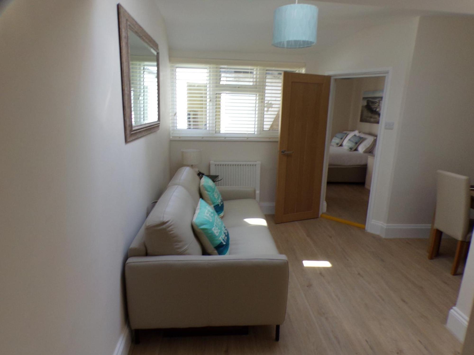 3Thedome - Luxury Ground Floor Apartment Opposite The Beach, Barton On Sea Extérieur photo